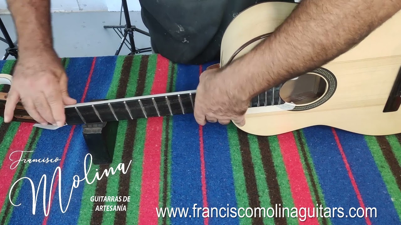 Solucionar trastes guitarra sobresalen y rascan