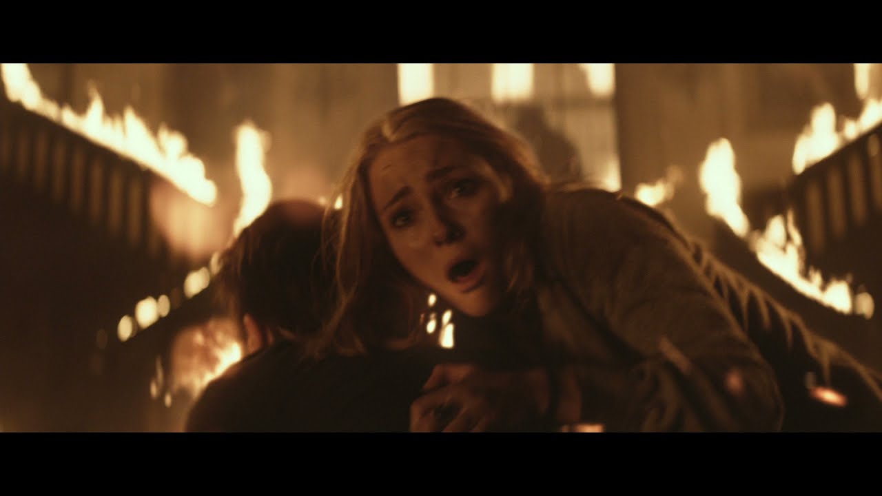 Down a Dark Hall - Katherine and her Father Last Goodbye - Closing Scenes (2018) [FULL HD]