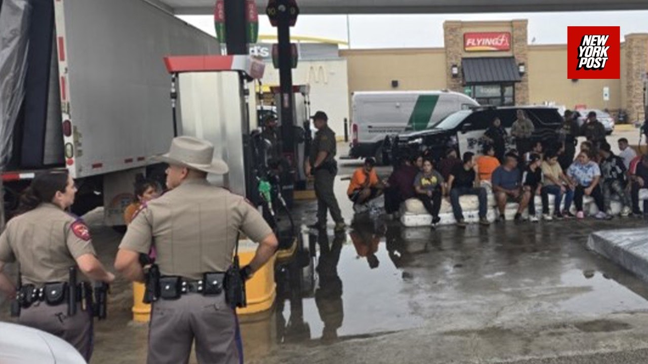 Mattress haul hides HUMAN cargo: 25 migrants found in Texas truck