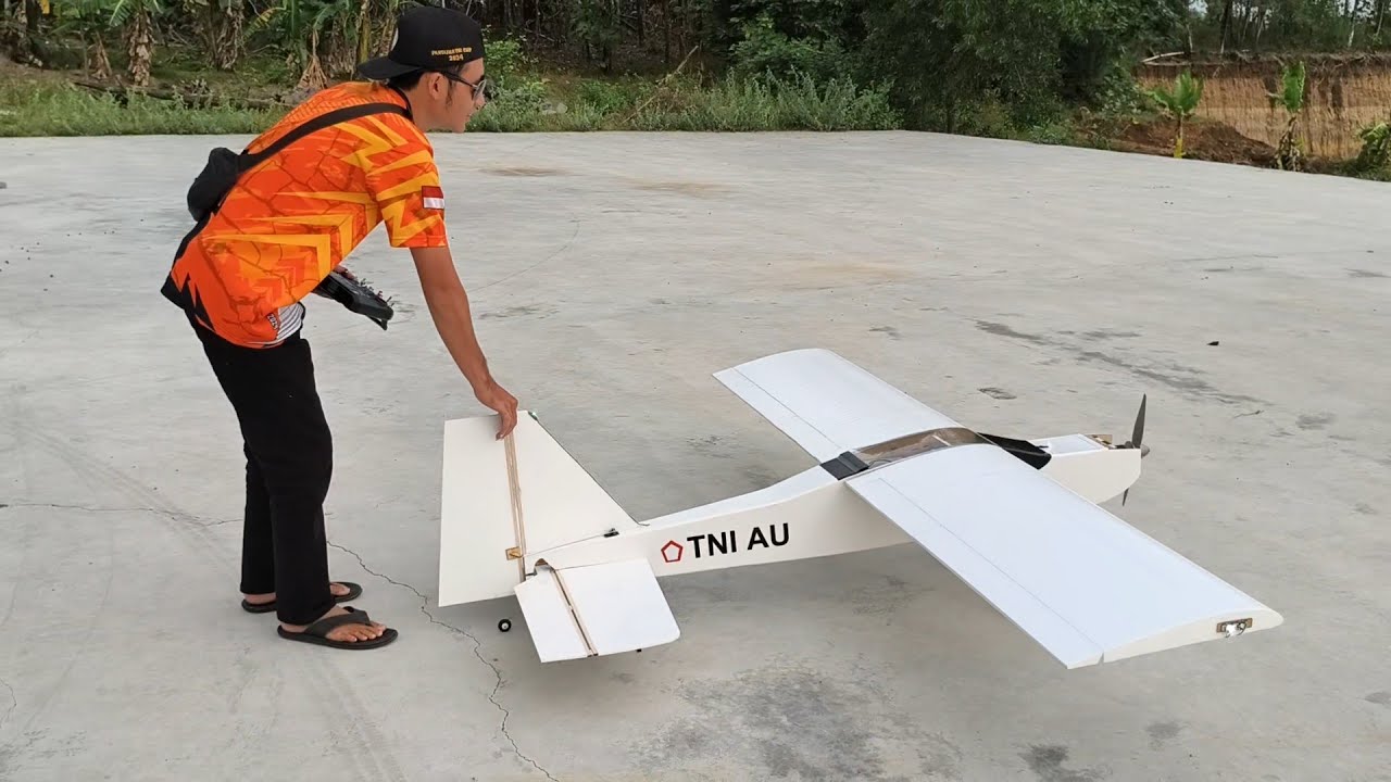 🔴 TOUCH AND GO PESAWAT RC ELEKTRIK SUPER GABAN PERTAMA SAYA 🛩❗😱Ws 214 Cm