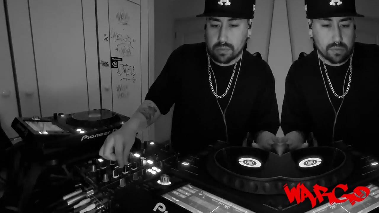 Hypnotic Techno Live set by WARGO