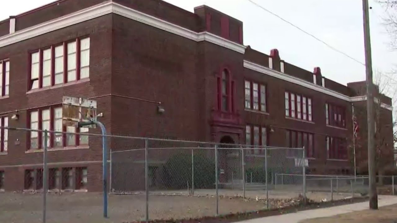 Teacher injured trying to break up fight in Southwest Detroit