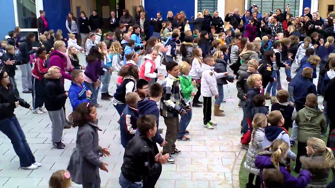 Flashmob Hannie Schaft School, Zandvoort 30 maart 2011