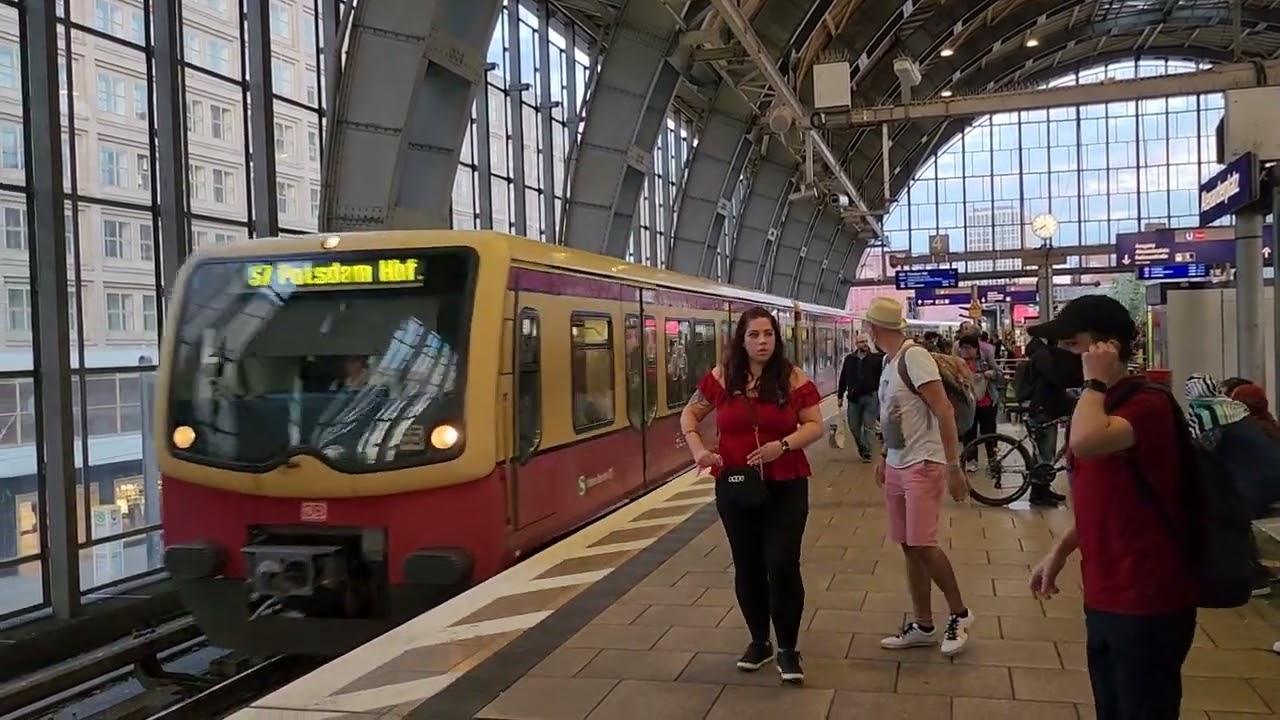Berlin mit  S-Bahn von Alexander bis Hauptbahnhof