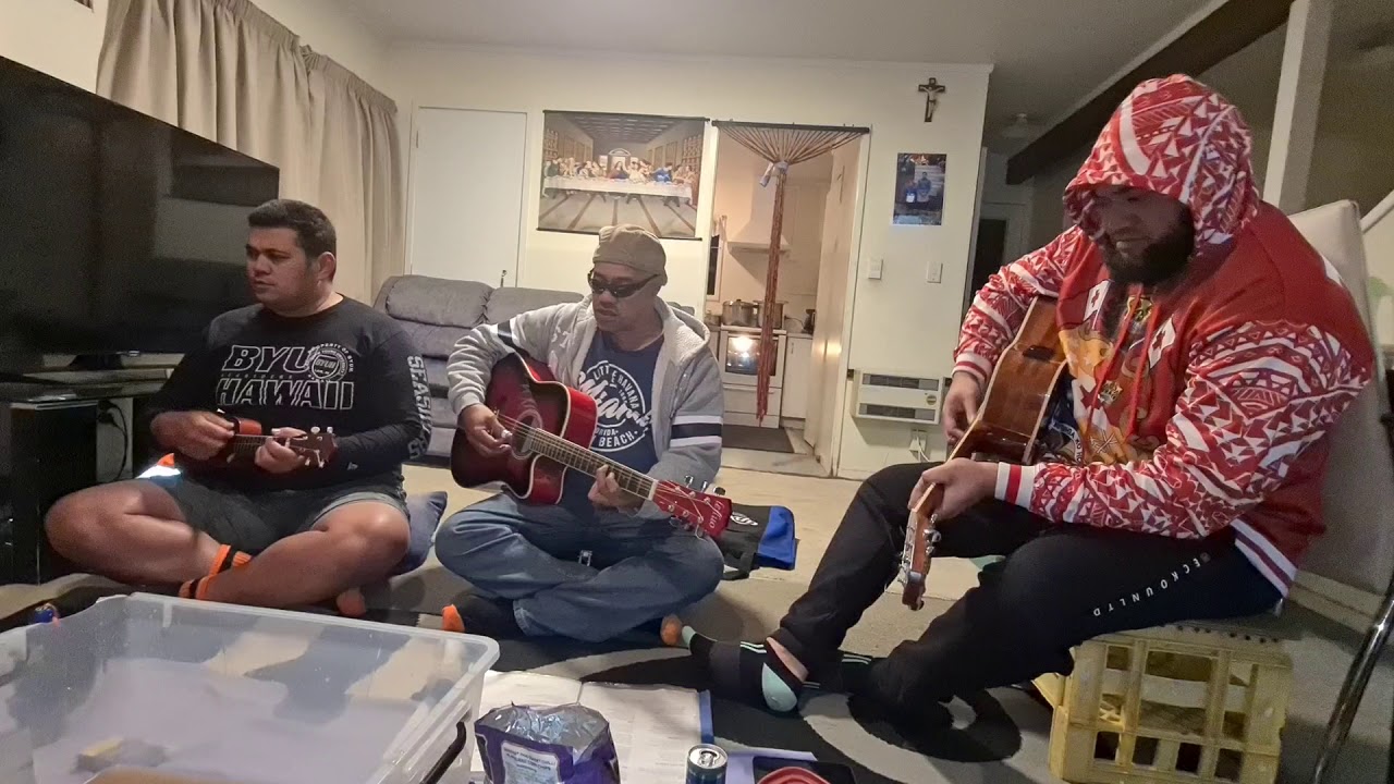 KE MOU MAONIONI - SIONE FUI MAHE,SATEKI MAHE,TIO TAHI