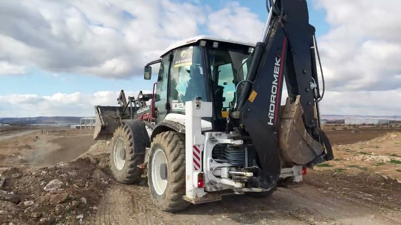 Dökümün Namlı Makinası Hidromek 102S Supra Bekoloder || HMK Backhoeloader Working Same as Dozer