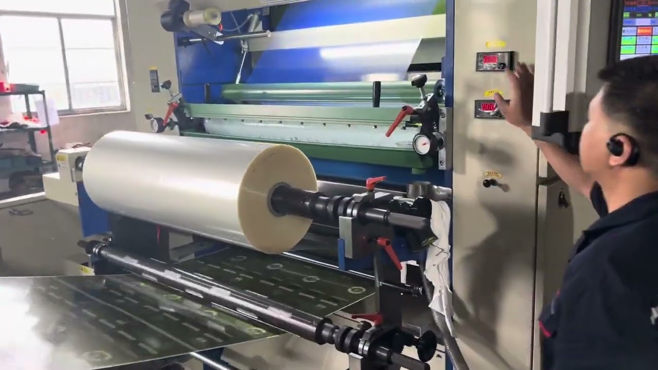 Economic Auto Laminating Machine with very low price