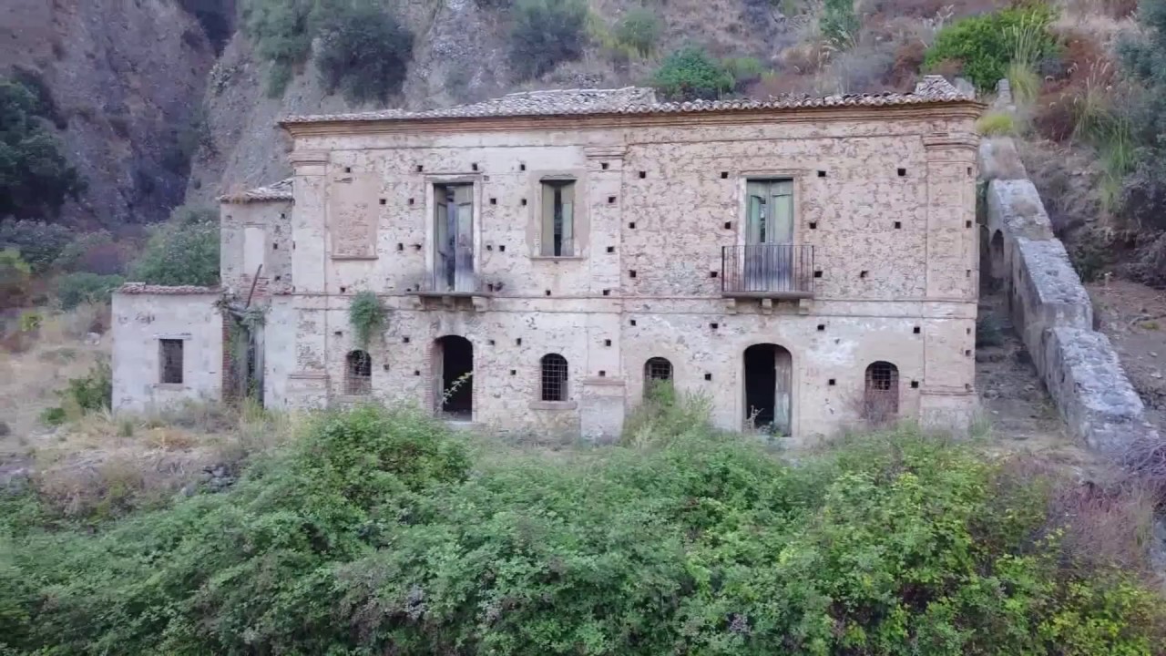 Bova Marina Archaeological Project -- Historic Households Survey Drone Video