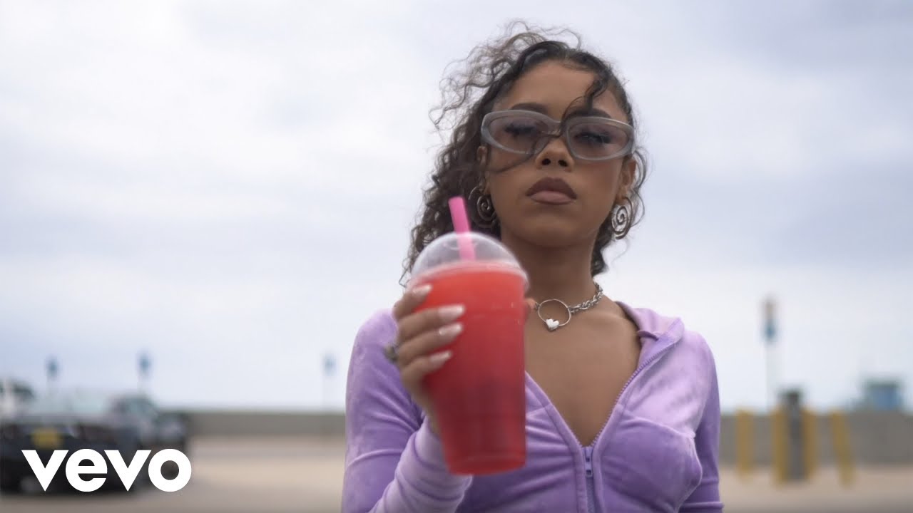 Jalisa Rey - Cross The Line [Official Music Video]