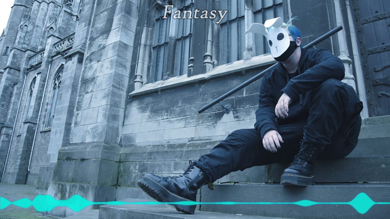 DyE - Fantasy cover