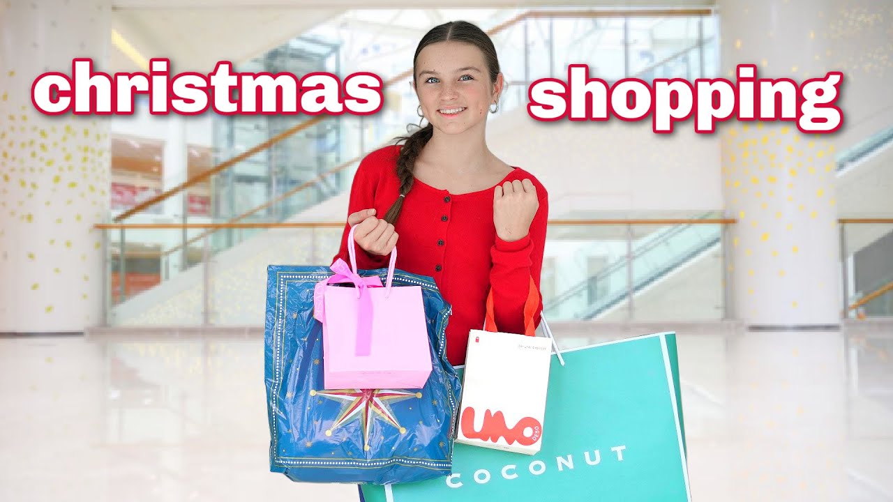 CHRISTMAS PRESENT SHOPPING FOR ALL MY FAMILY!