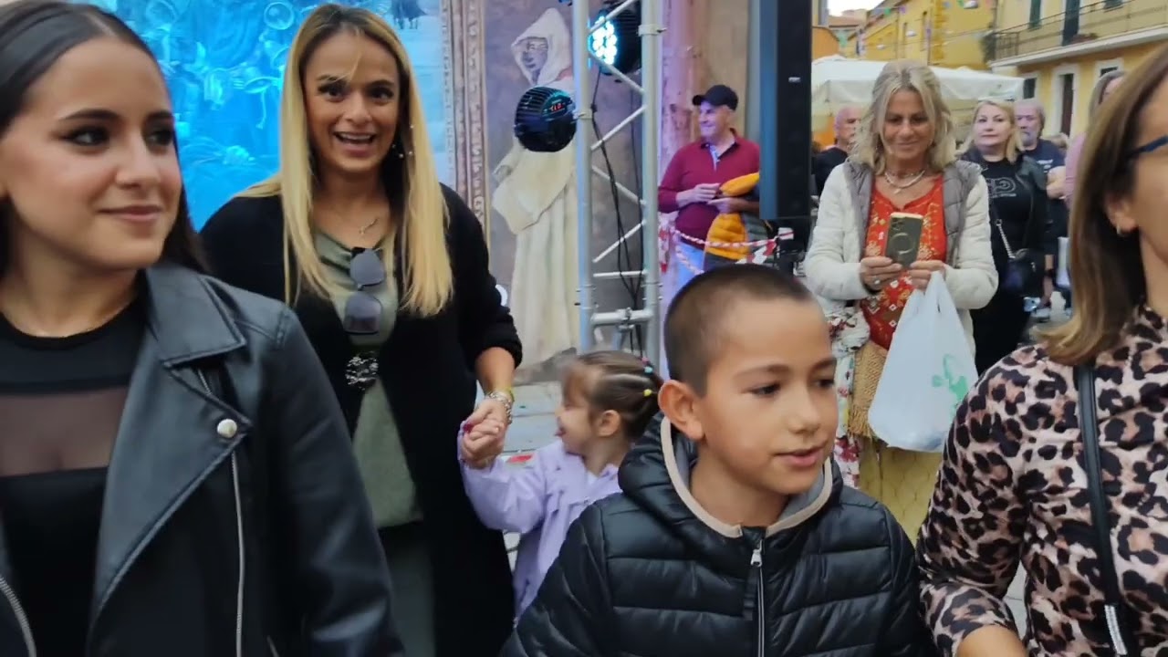 Orotelli 2024 - 🪗 🎉 Ballos de ichinadu - Autunno in questa Barbagia di  Ollolai 🍂🍁