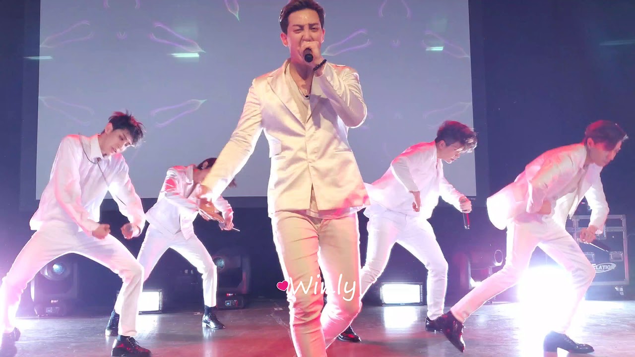 VAV RUNWAY (Front Row) Grand America Tour Dallas 2020 (브이에이브이)