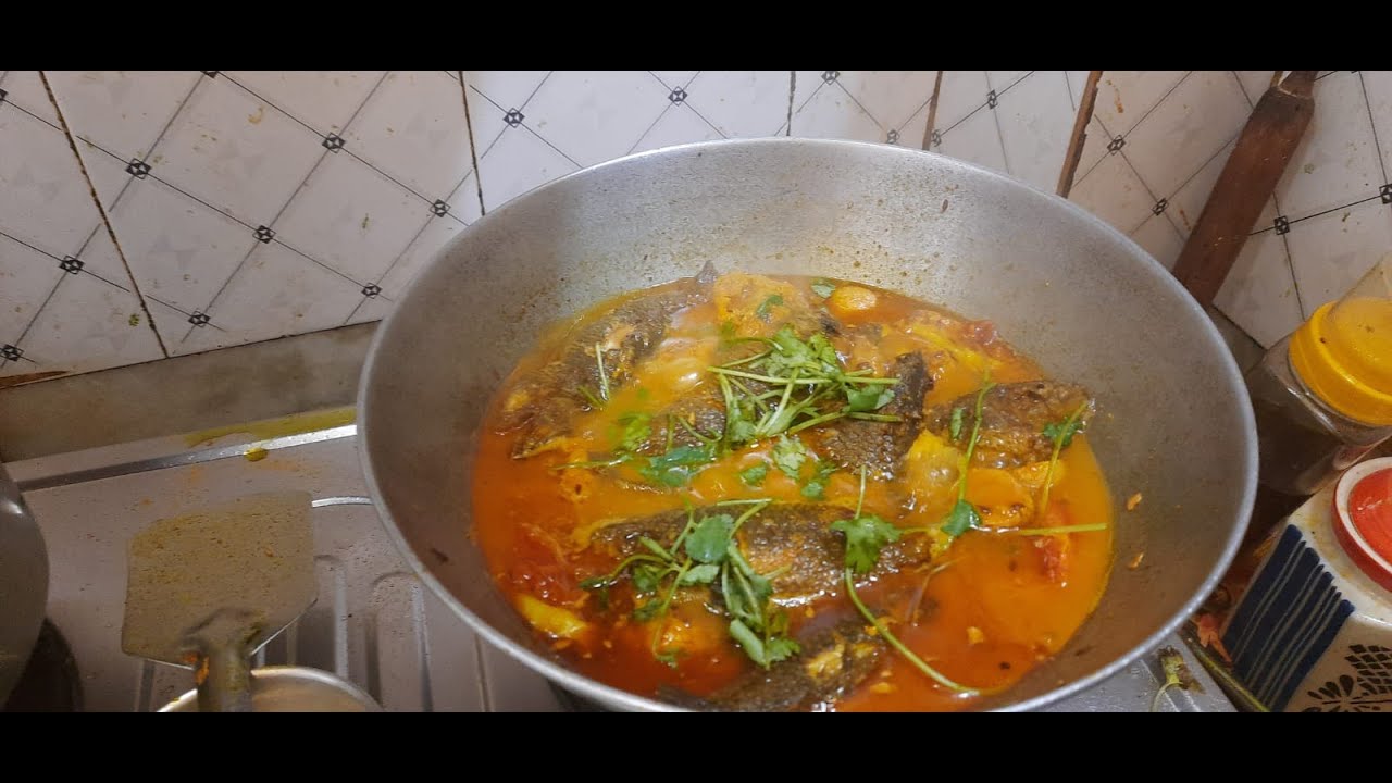 Sobar pochonder Tel-koi fish curry! Songe Karone Okarone#minivlog #viralvideo