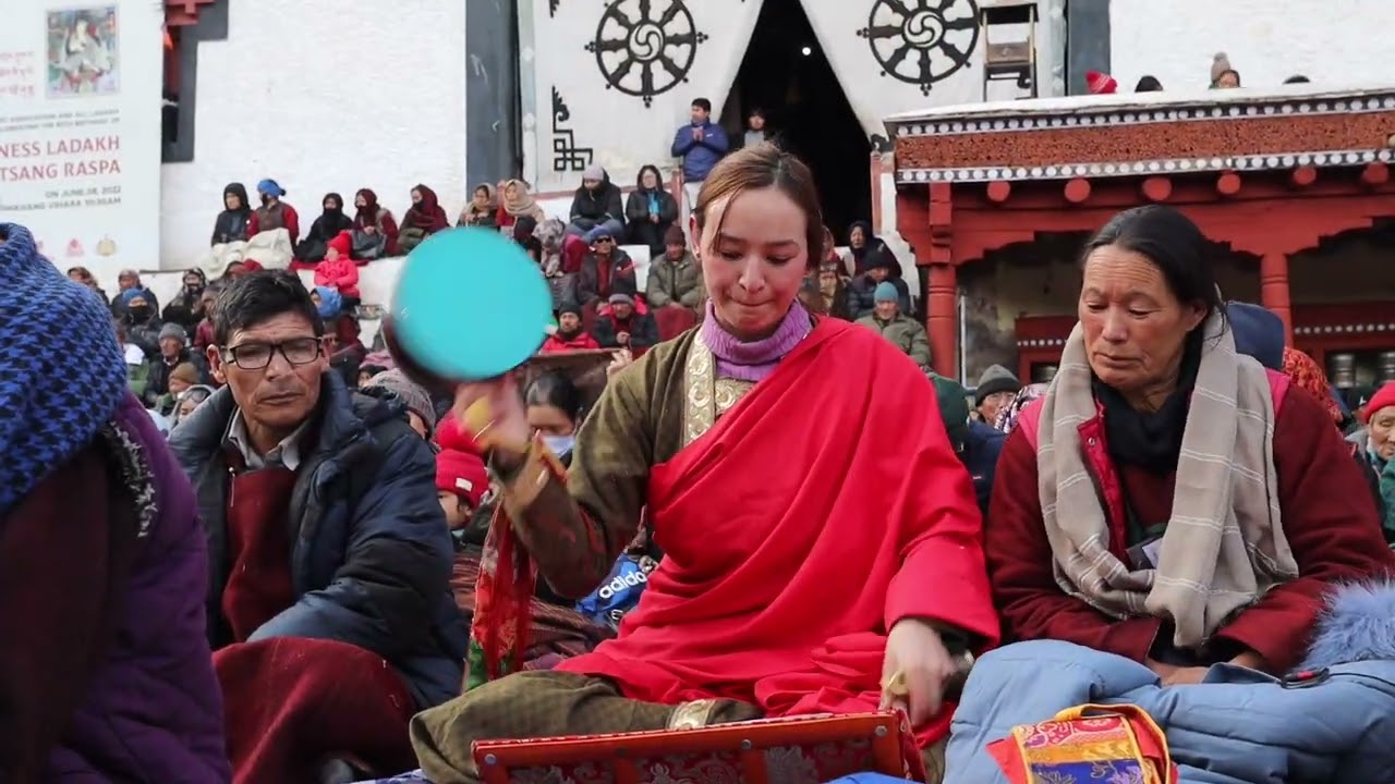 Practice Singey Tsewa schot, winter festival at Hemis 2023, Ladakh