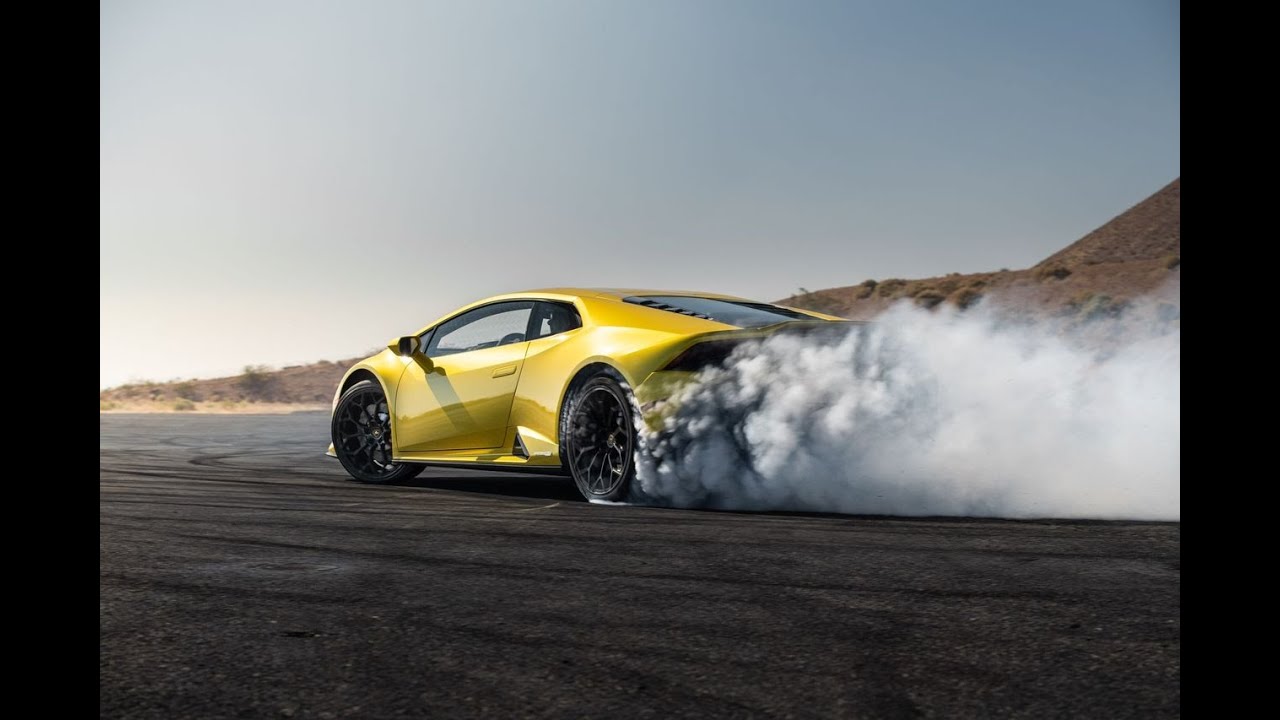 The Lamborghini Huracan Evo RWD Is for the Driver Who Wants to Get Loose - One Take