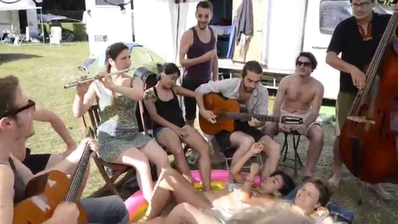 Jam on 'For Sephora' at the campsite in Samoreau - Samois sur Seine 2015