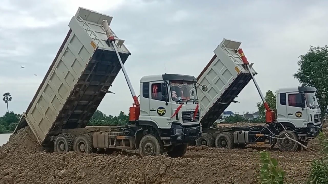 Dump Trucks 10Wheel Heavy Unloading Soil & Dozer  Pushing Soil Into Water