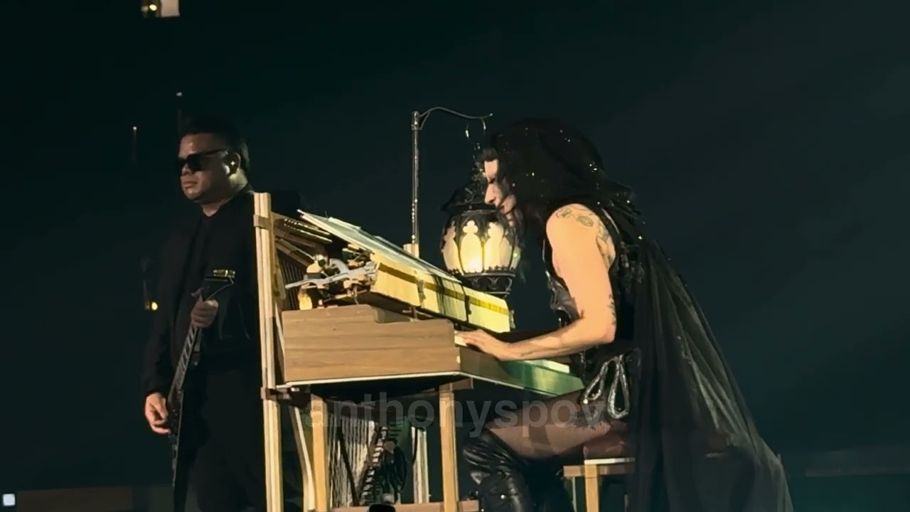 Lady Gaga - Brooklyn Nights (Live at the MAYHEM Ball Tour in Melbourne) 5/12/25