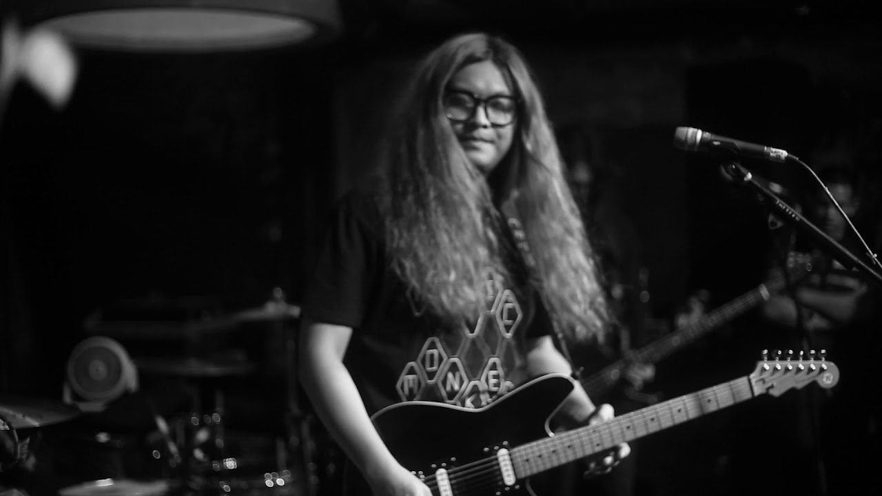 เพียงหนึ่งครั้ง - The Yers live at Parking Toys