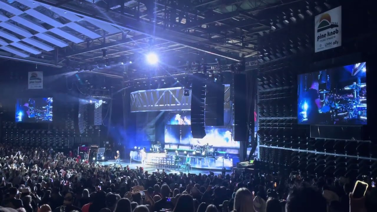 Jason Aldean Try That In A Small Town Michigan 9-11-2025