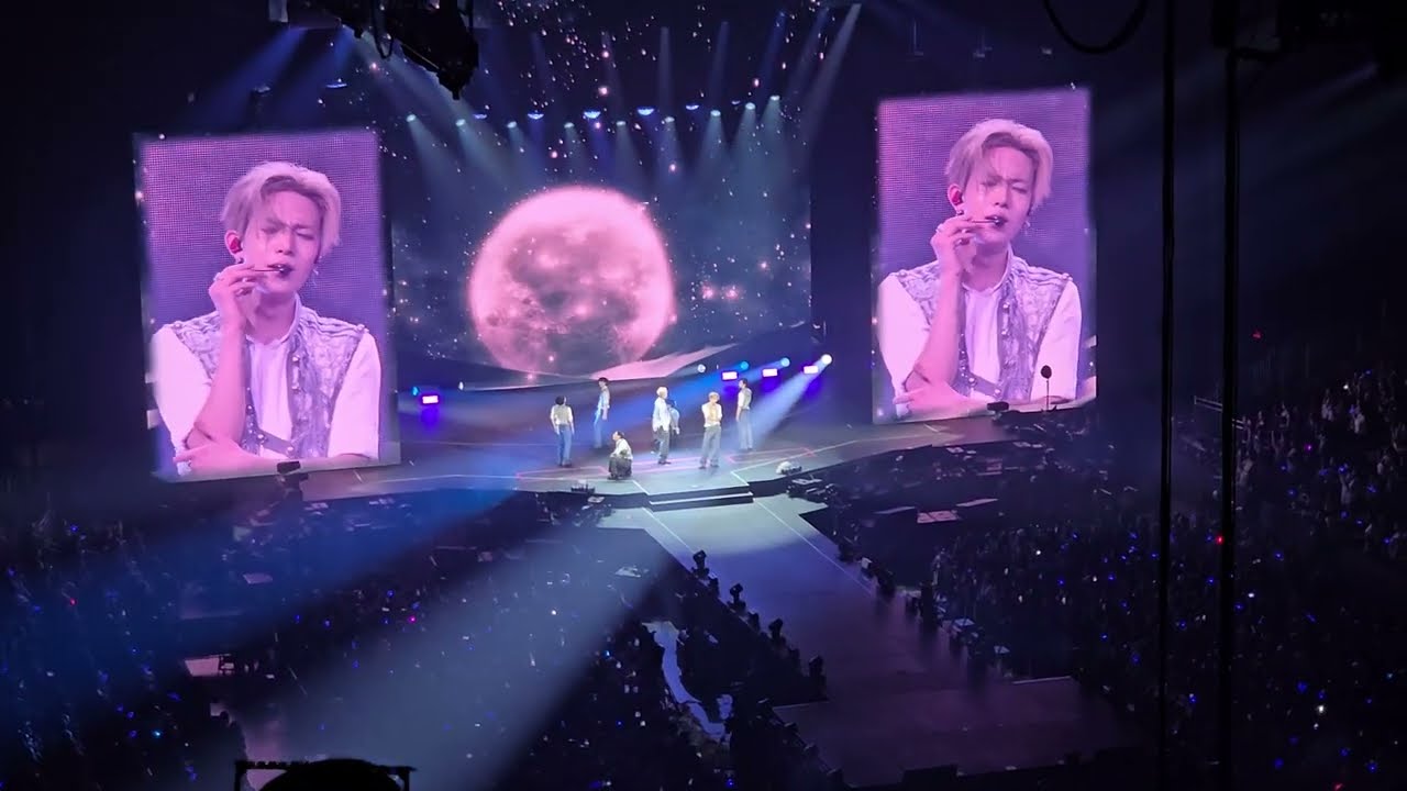 250813 ENHYPEN 'WALK THE LINE' IN HOUSTON Moonstruck + Talking to ENGENE
