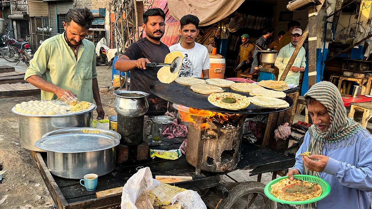 Foreigners Have No Idea This Pakistani Street Food Exists! | Ultimate Food Collection