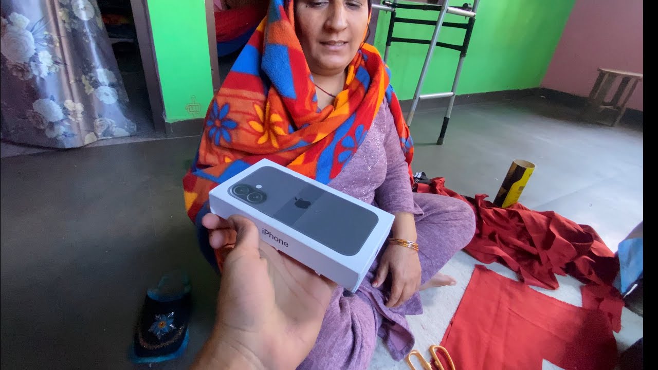 Mummy Ke Saath iPhone Prank Gone Wrong 😭😂