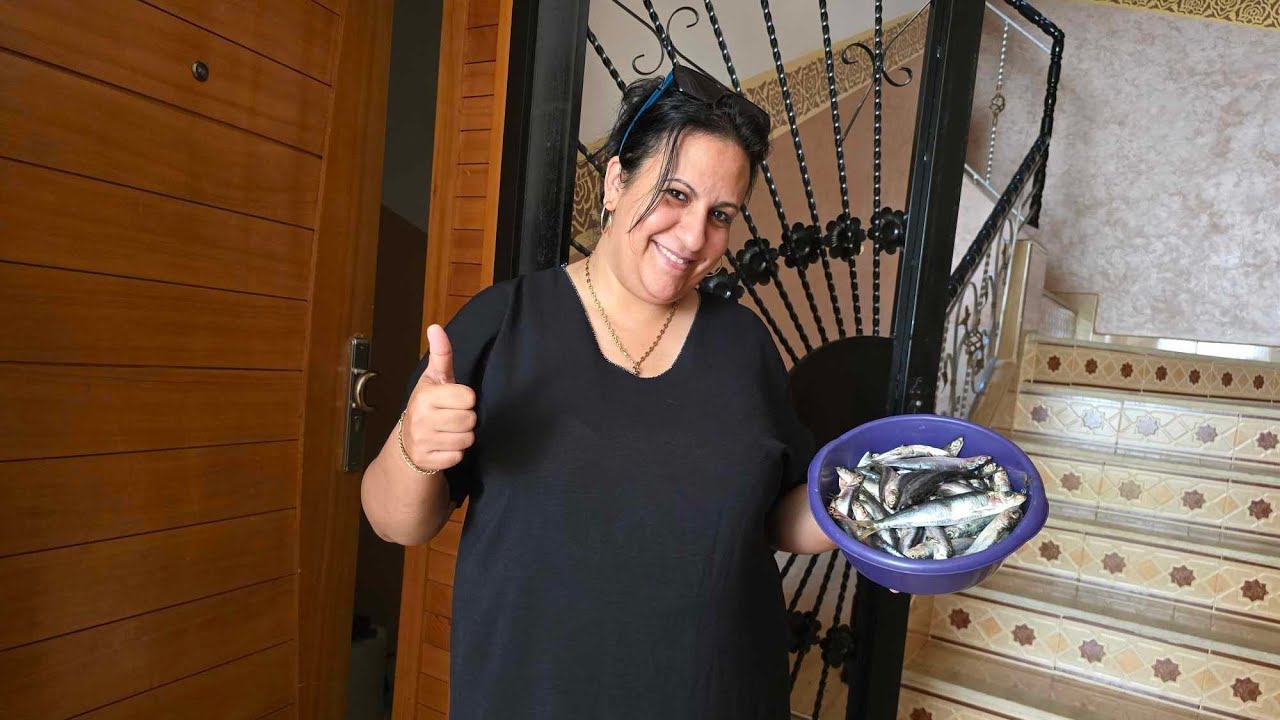 لي بغى الدنيا يفيق بكري😉ولي بغى الأخرة يفيق بكري😉راه الفياق بكري بالذهب مشري
