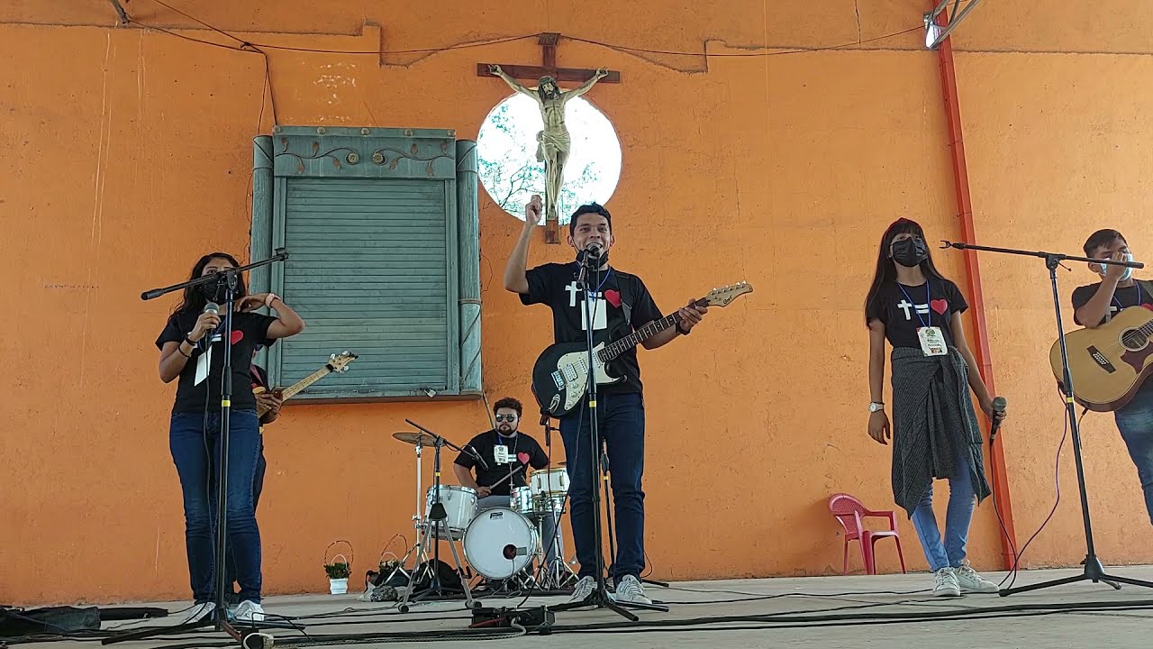 El &aacute;rbol de la monta&ntilde;a- Coro de Jesus animaci&oacute;n