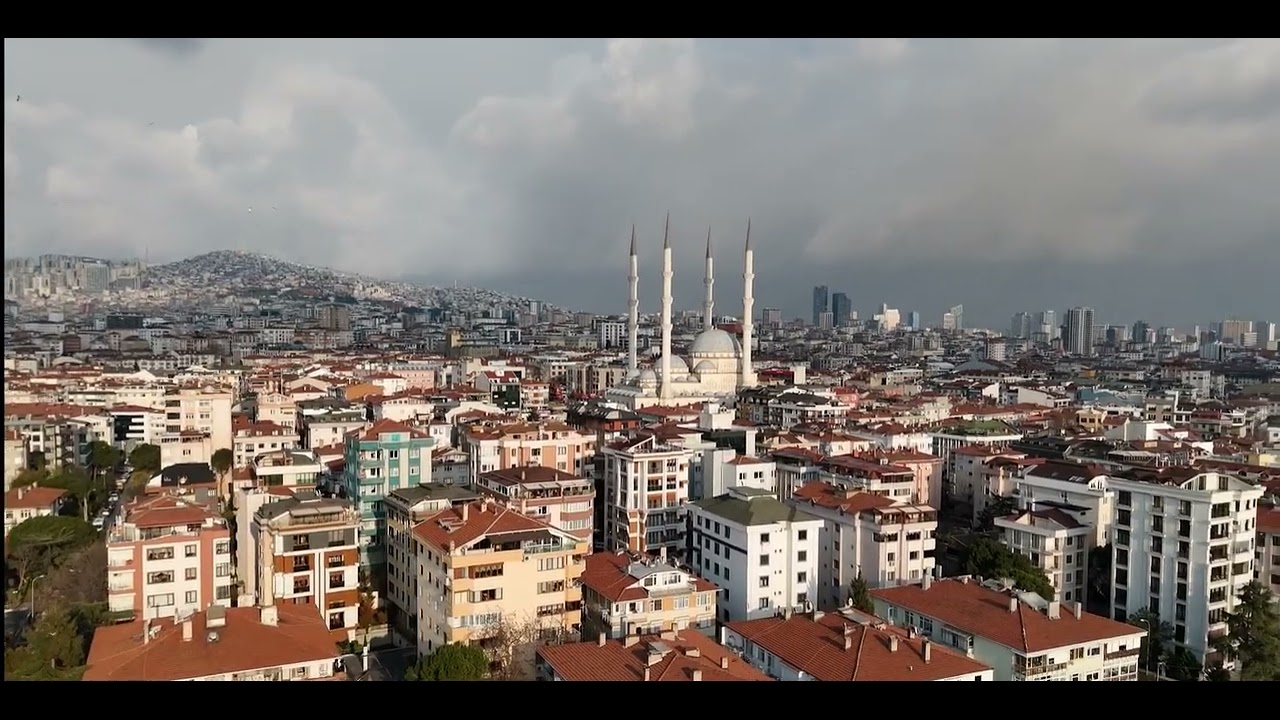 MALTEPE SAHİL MEETİNG ALANI T&Uuml;RK BAYRAĞI