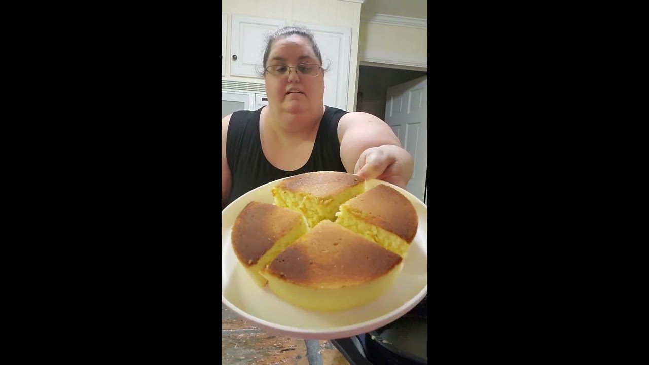 Tupperware MicroPro Grill - Pound Cake