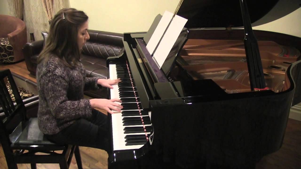 Adesh Kan Fi Nass- Fairuz أديش كان في ناس فيروز Amanda Lazkani