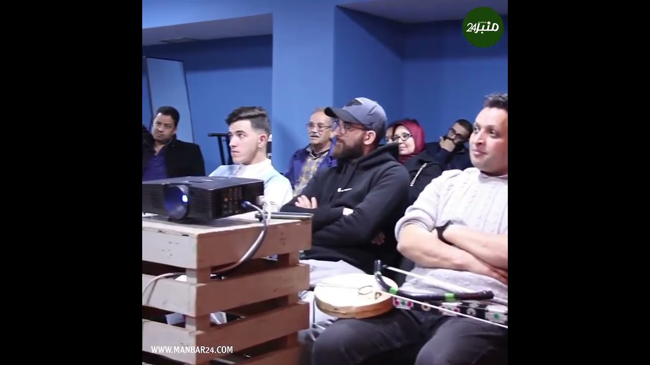 #الأستاذ عادل كاشينا يؤطر ورشة تعليم آلة الرباب بالبولتيك (البولفار) الدارالبيضاء..