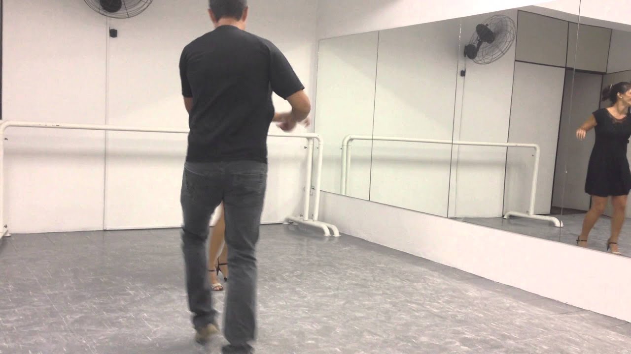 Dança de Salão - Soltinho: Happy - Pharrell Williams