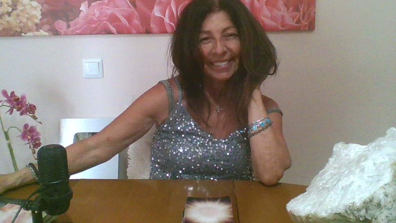 King Of Swords & Queen Of Pentacles Are Waiting For The Right Time To Marry!