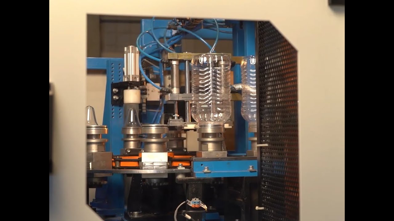 Partially Automatic Blow Moulding Machine For Wide Mouth Jars