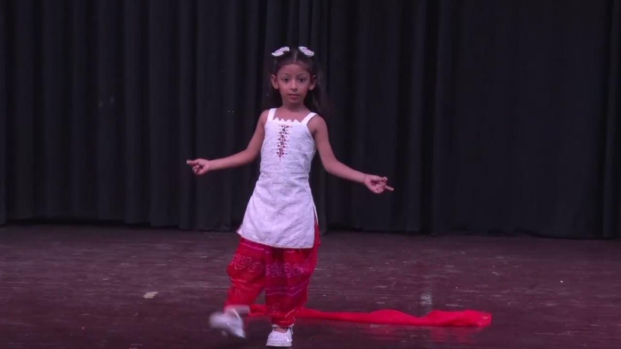 Ek Zindagi x Shakky Shakky | Dance Cover by Anvi Aggarwal | Mitrotsav 2025 | Art of Mitr Studio