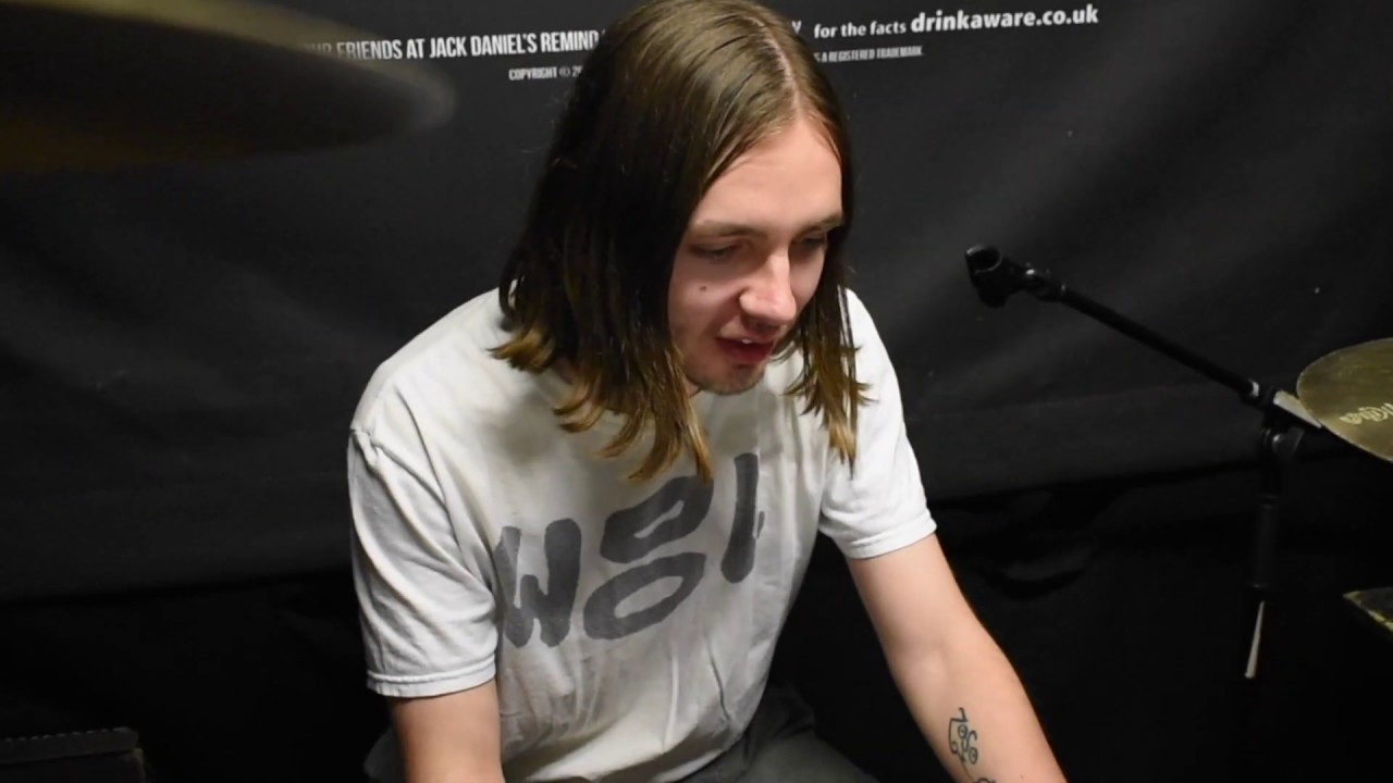 Nirvana UK....Nirvana tribute band....Our gear (updated)