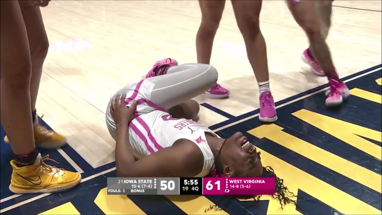 Hemingway SCREAMS In Pain After Injuring Ankle From Landing On Player's Foot | WVU vs #21 Iowa State