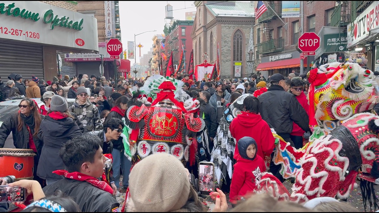 Chinatown Community Young Lions (CCYL) Lion Dance and Firecrackers @Mei Lai Wah on CNY2026