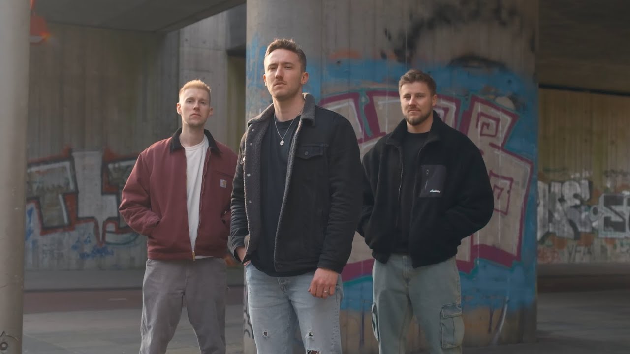 Miss Madison - Rainy Days on Mars (Official Video)