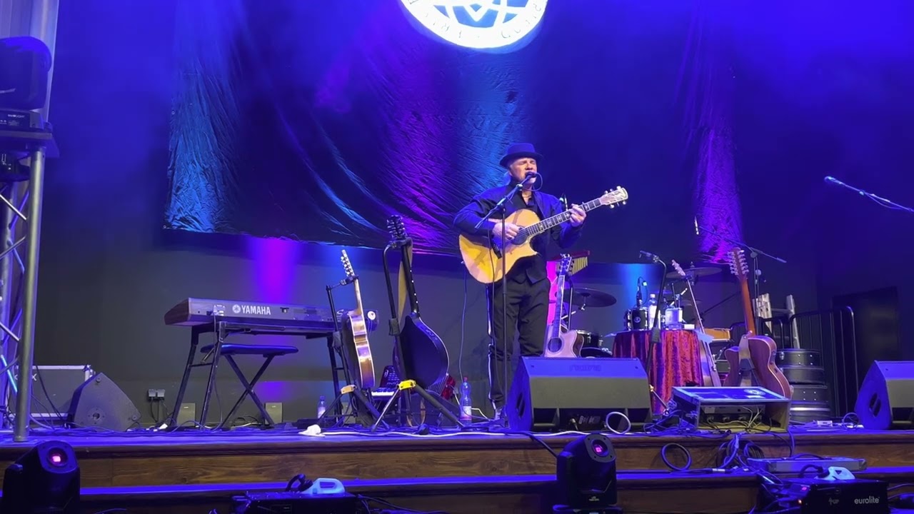Eric Fish - Es ist an der Zeit Live in Berlin (Kulturzentrum Peter Edel) am 01.04.2022