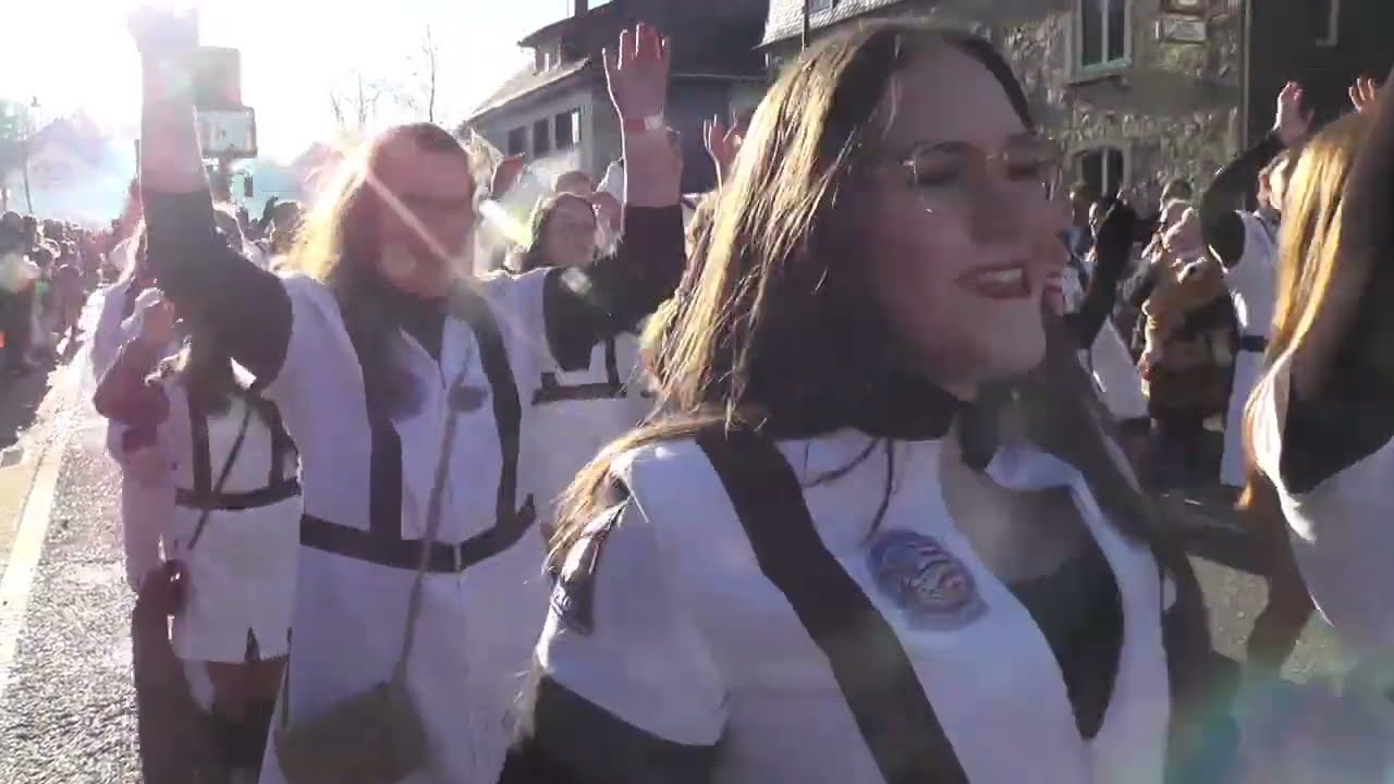 Rosenmontagszug Büllingen 2023