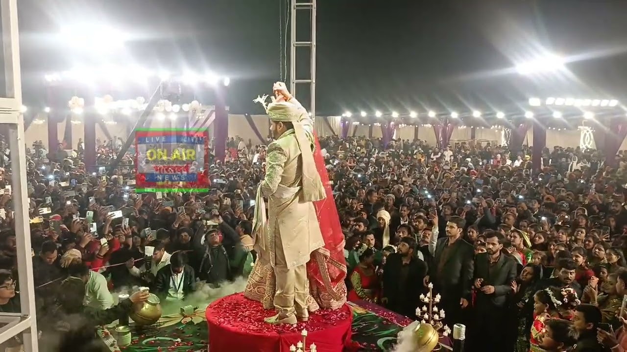 SISWAR गांव में हजारों हजार की संख्या के बीच एक दूसरे के लिए हुए BHOJPURI गायक राजा- पूजाl 