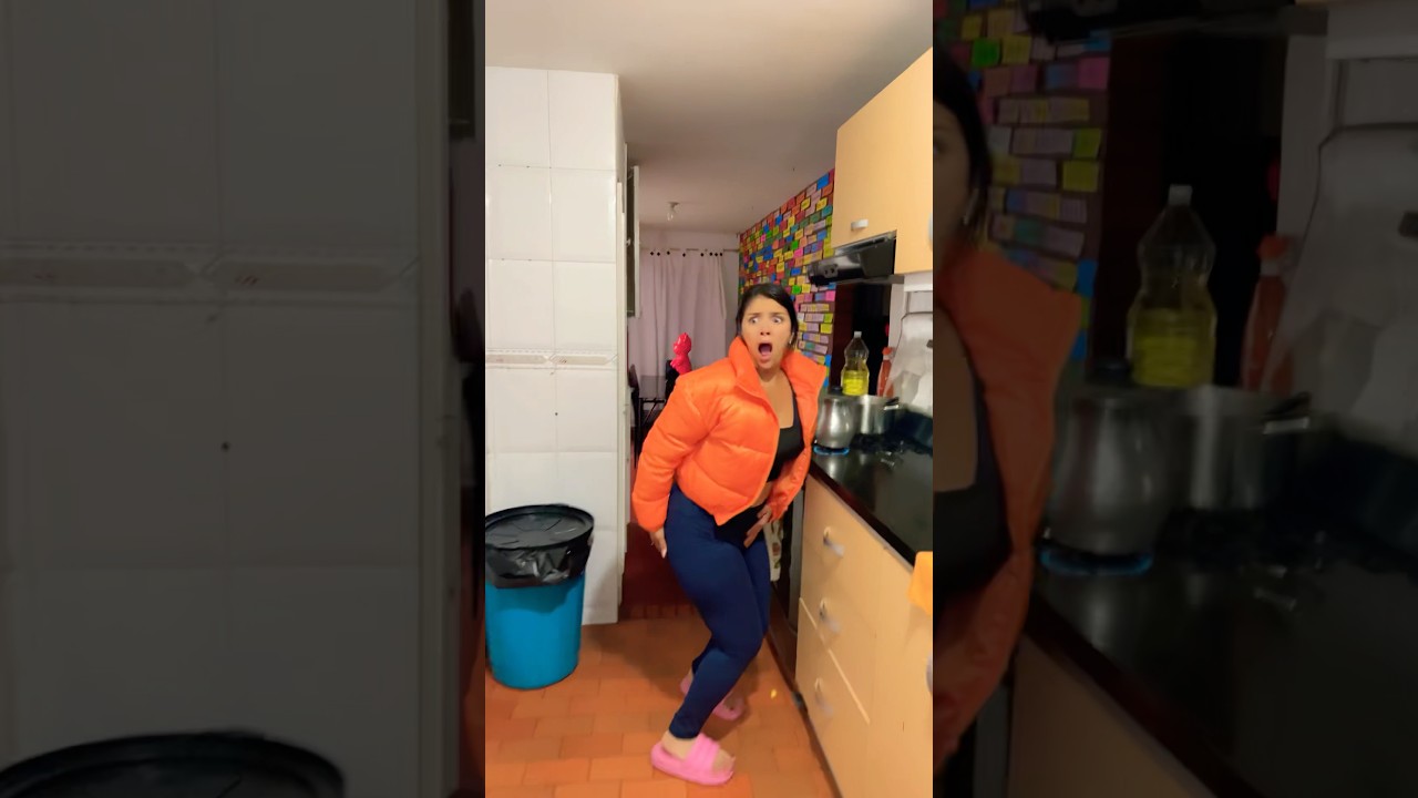 Cuando TODOS queremos IR al BA&Ntilde;O 💩#shortviral #humor #comedia #familiaiba&ntilde;ez
