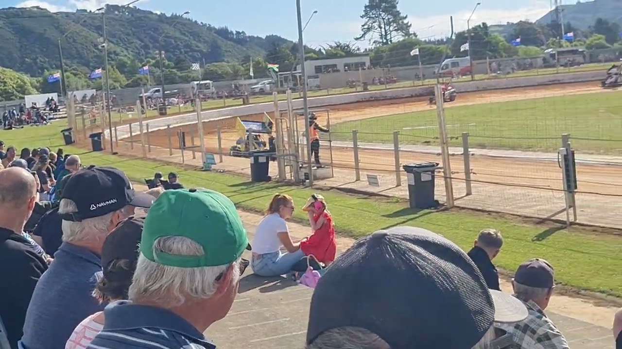 Heat 1, C & M vs HVSA, NZ Modified Champs, Wellington, 27-12-25 