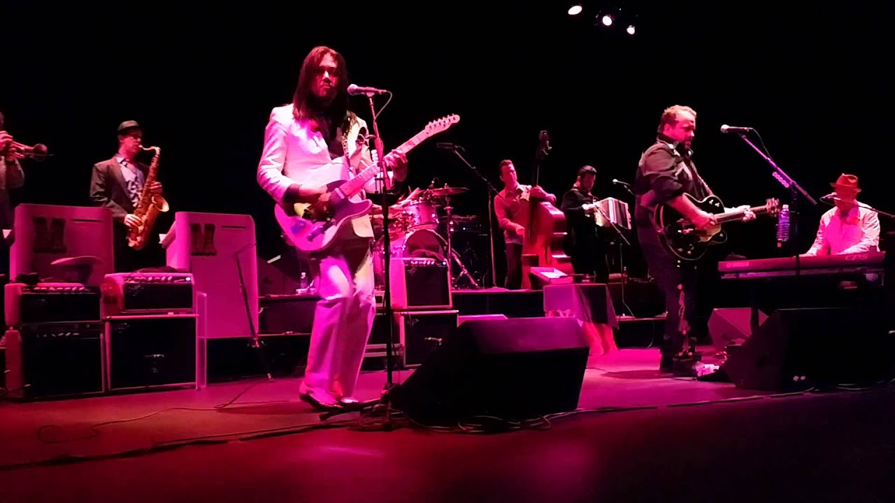 The Mavericks, 