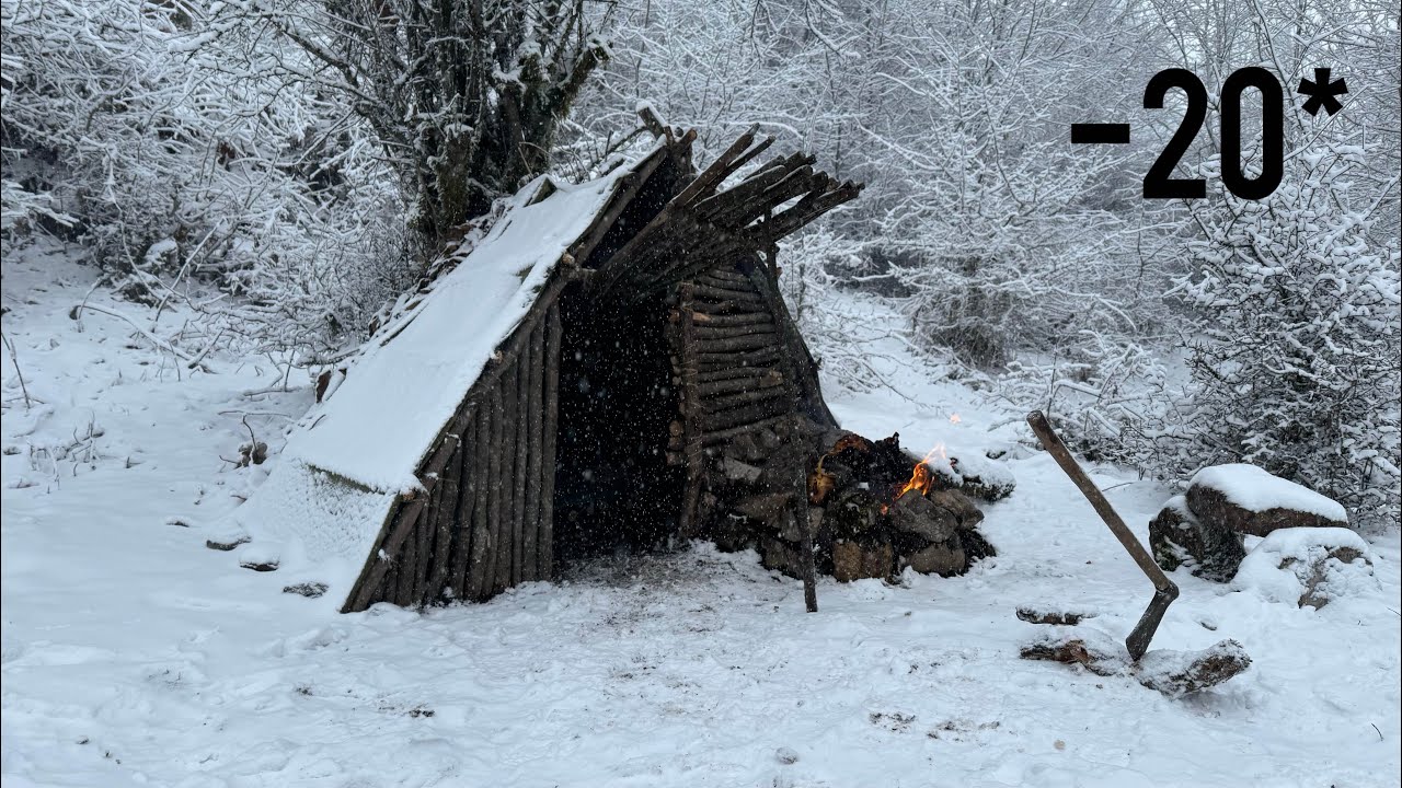 Survivor & Winter Bushcraft, Building Complete And Warm 2 Survival Shelter Start To Finish, Fireplac