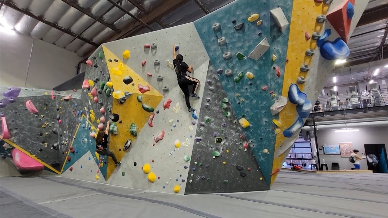 Completing 12 out of 15 V2's and 1 V3 at LA Boulders